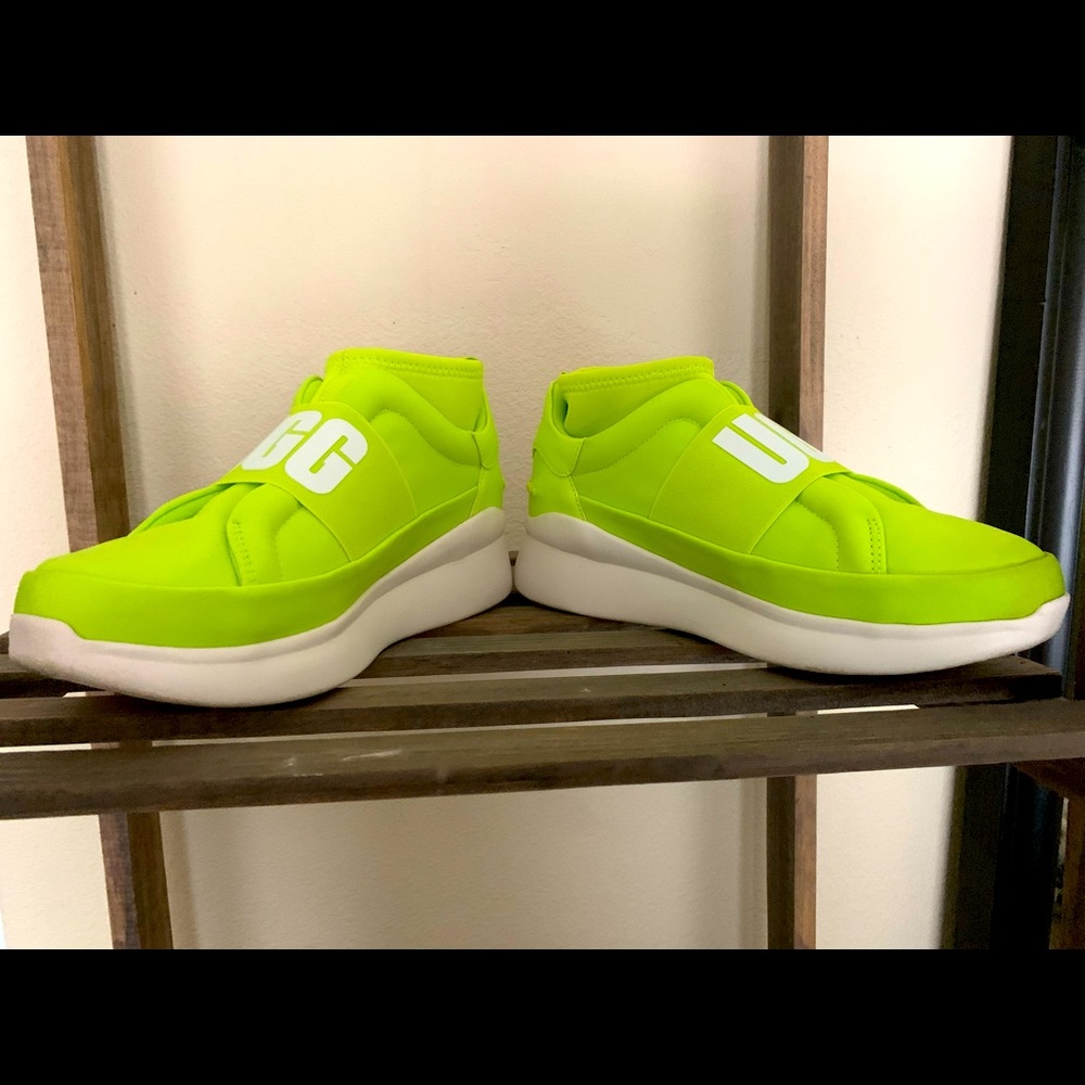 UGG LIME GREEN